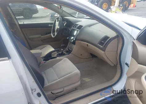 2005 Honda Accord 2.4 Lx z USA, uszkodzony, nr VIN 1HGCM55485A102675